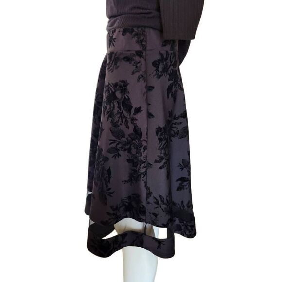 Faith & joy Women's black floral medium A-line midi skirt - Picture 2 of 5